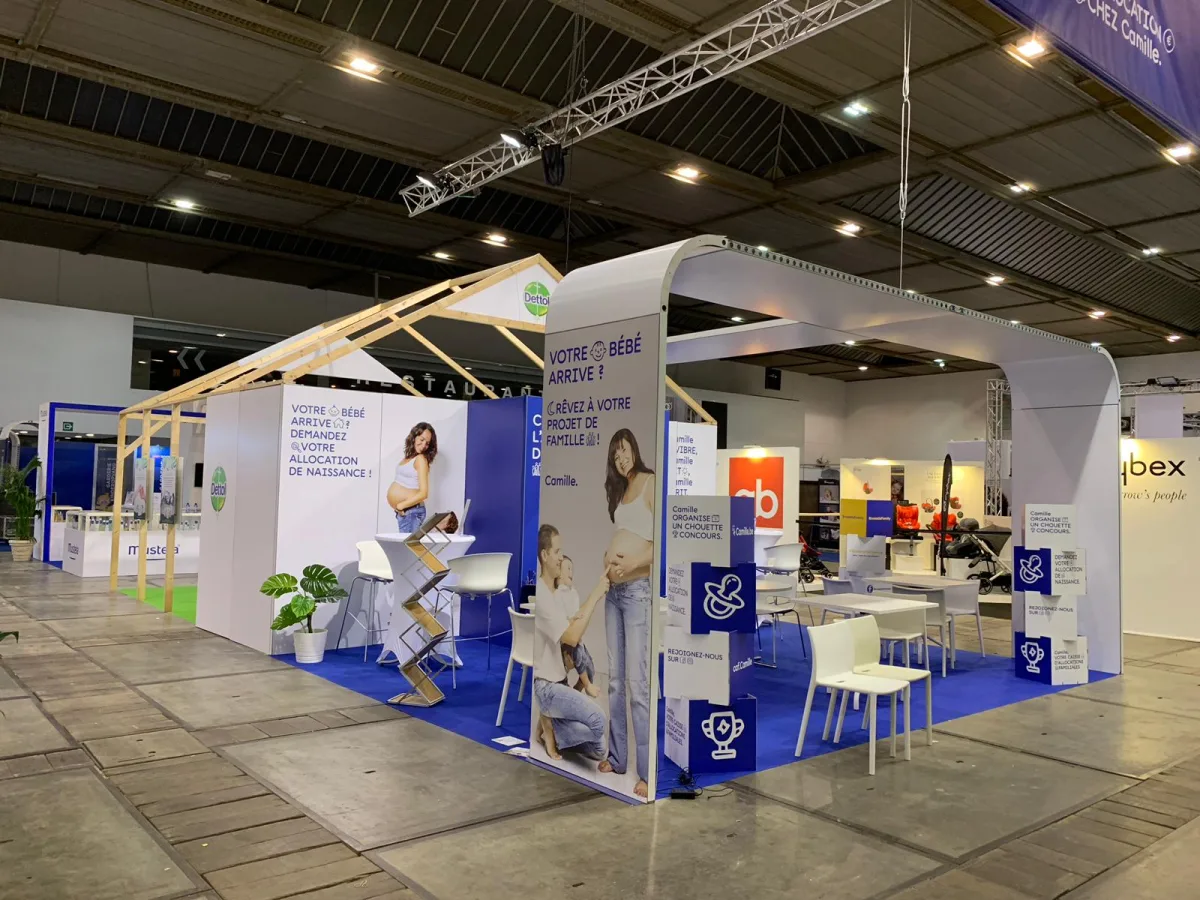 Illustration — Attirer des visiteurs sur son stand et transformer le passage en contacts
